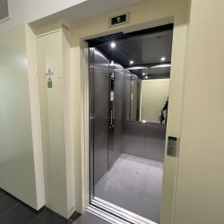78981
